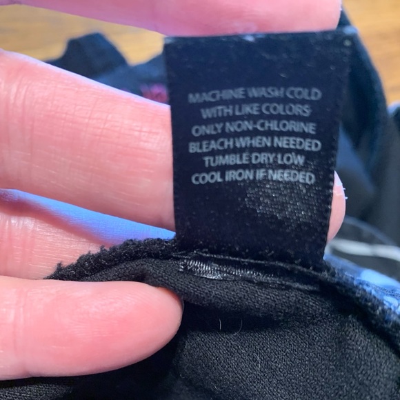 White House Black Market Corduroy Black Mini skirt size 12 NWOT - Picture 5 of 6